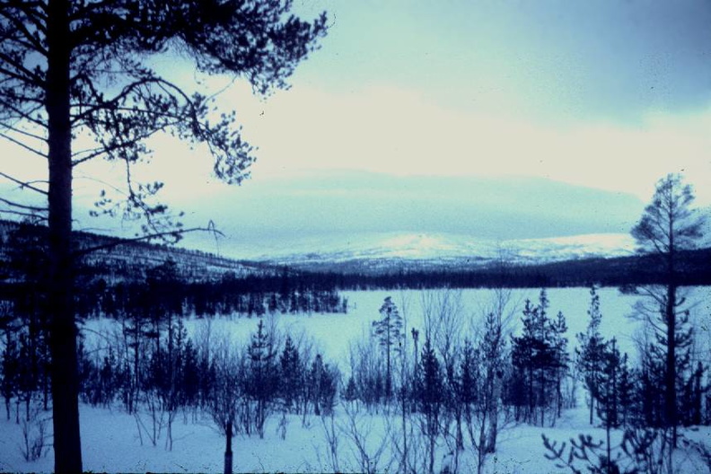 Lake_hil.jpg